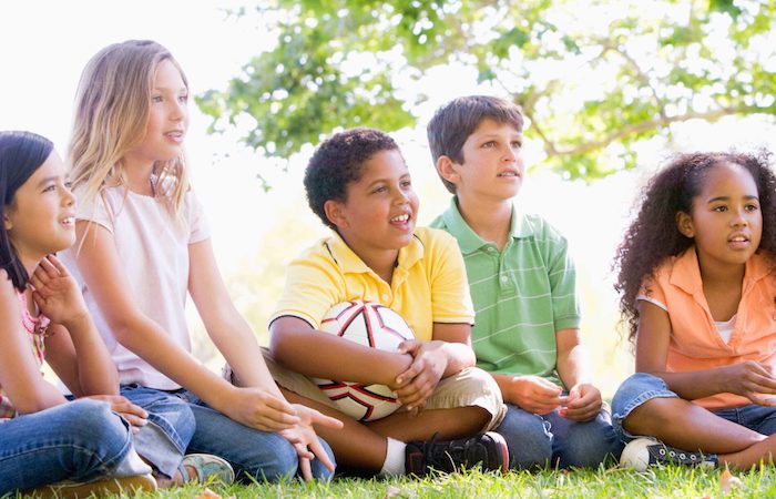 No llamemos a los niños líderes y a las niñas mandonas