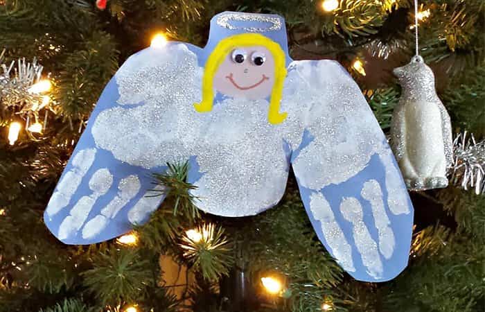6 Manualidades navideñas con manos muy divertidas