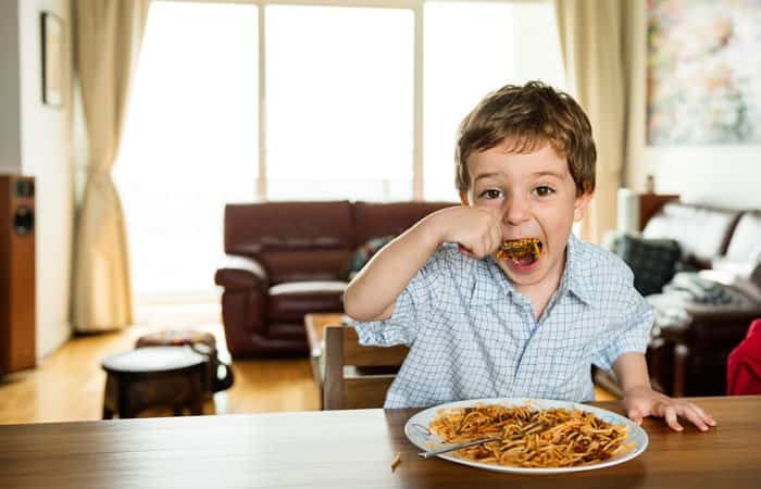 Mi hijo tiene sobrepeso, ¿qué debo hacer para cambiar la situación?