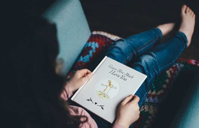 Libros para empezar a educar en el bilingüismo en casa