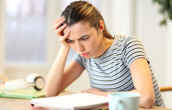 ¿Tu hijo se examina de la EvAU (o EBAU) este año? Atento a estos tips para ayudarlo