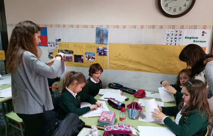 Familias dentro de los centros escolares: Una propuesta que revolucionará las aulas