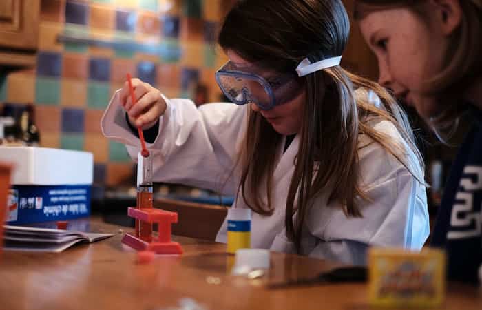 12 Herramientas muy útiles para ponernos al día con la Química