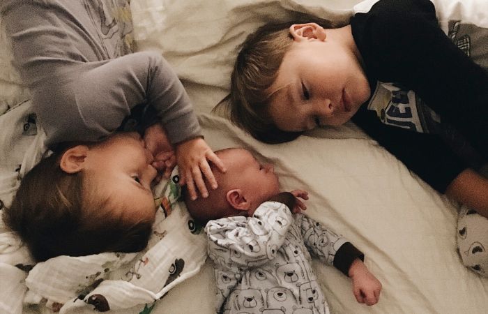 6 Frases que no deberías decir si quieres que tus hijos se lleven bien