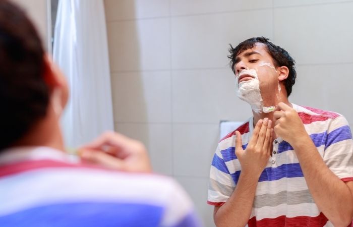 Primer afeitado: ¿cuándo y cómo deben empezar los niños a quitarse la barba?