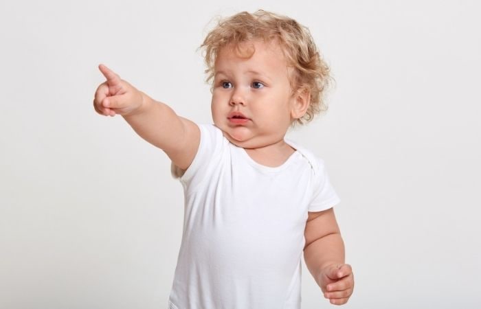 Mi hijo no sabe señalar con el dedo, ¿qué le está pasando?