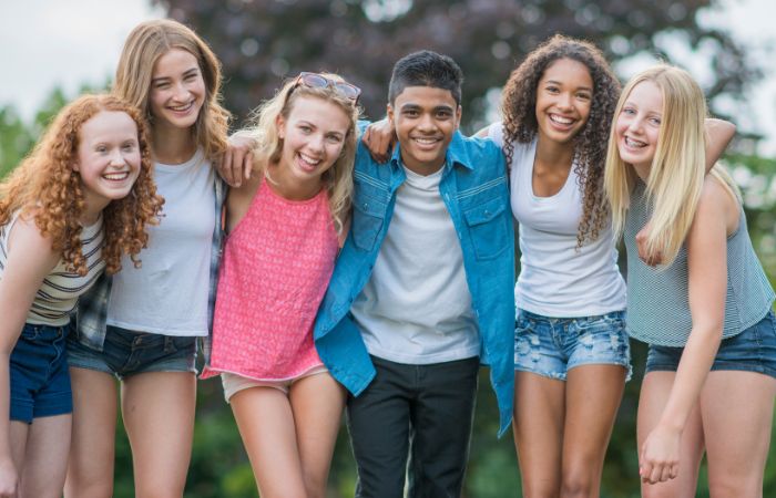 Las vacaciones de los adolescentes: cómo gestionar su libertad y marcar límites