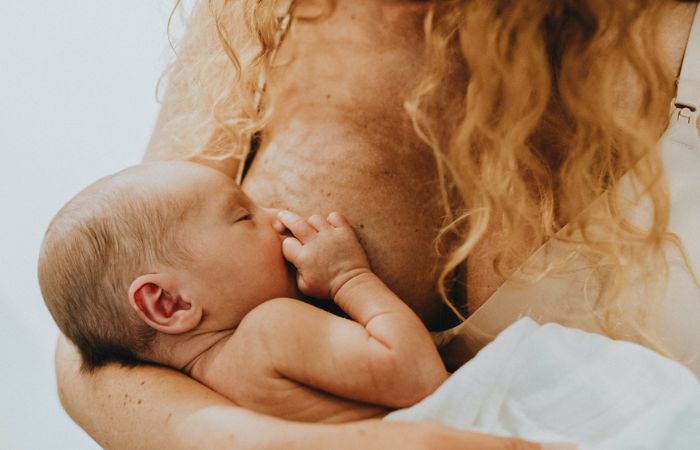 Todo lo que necesitas para la lactancia: los artículos que te harán la vida más fácil