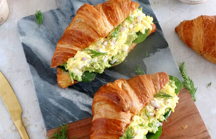 10 Ideas rápidas y con pocos ingredientes para rellenar un cruasán