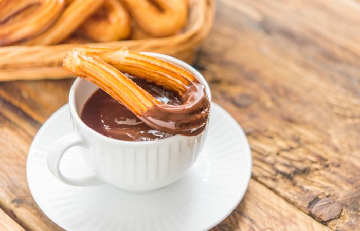 Chocolate con churros: dónde tomar los mejores de Madrid
