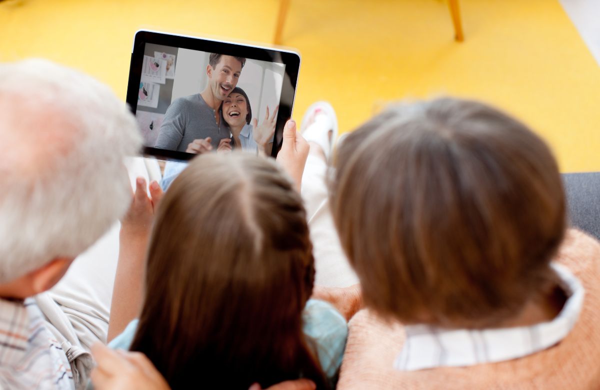 Apps para estar conectados con amigos, familia, en el cole y el trabajo