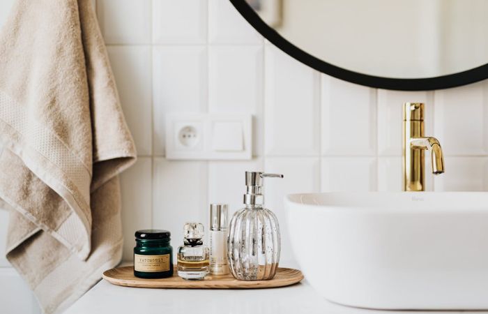 Estos son los accesorios y muebles de baño ideales para un cuarto bonito y funcional