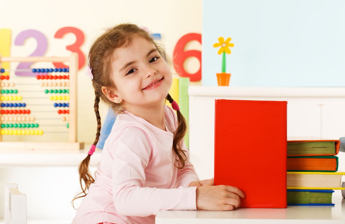 18 Libros para aprender a leer en las lenguas oficiales