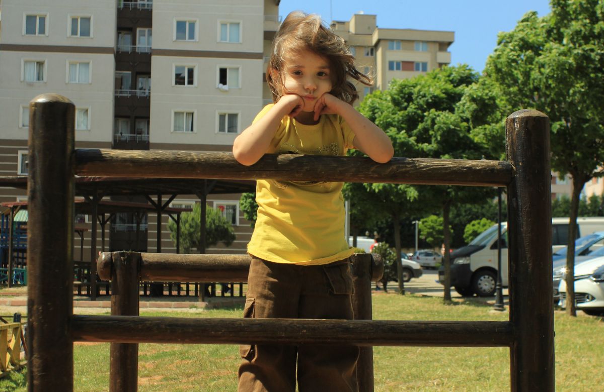 Cómo ayudar a los niños que se sienten rechazados por otros