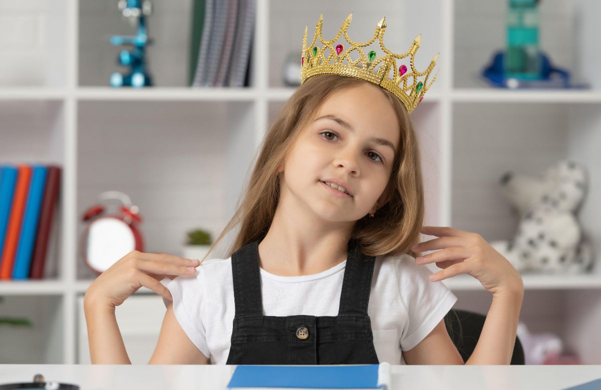 Cómo son los niños narcisistas y consejos para frenar la arrogancia